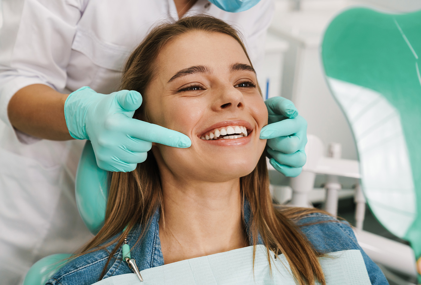 Teeth Whitening for Sensitive Teeth: Methods and Precautions